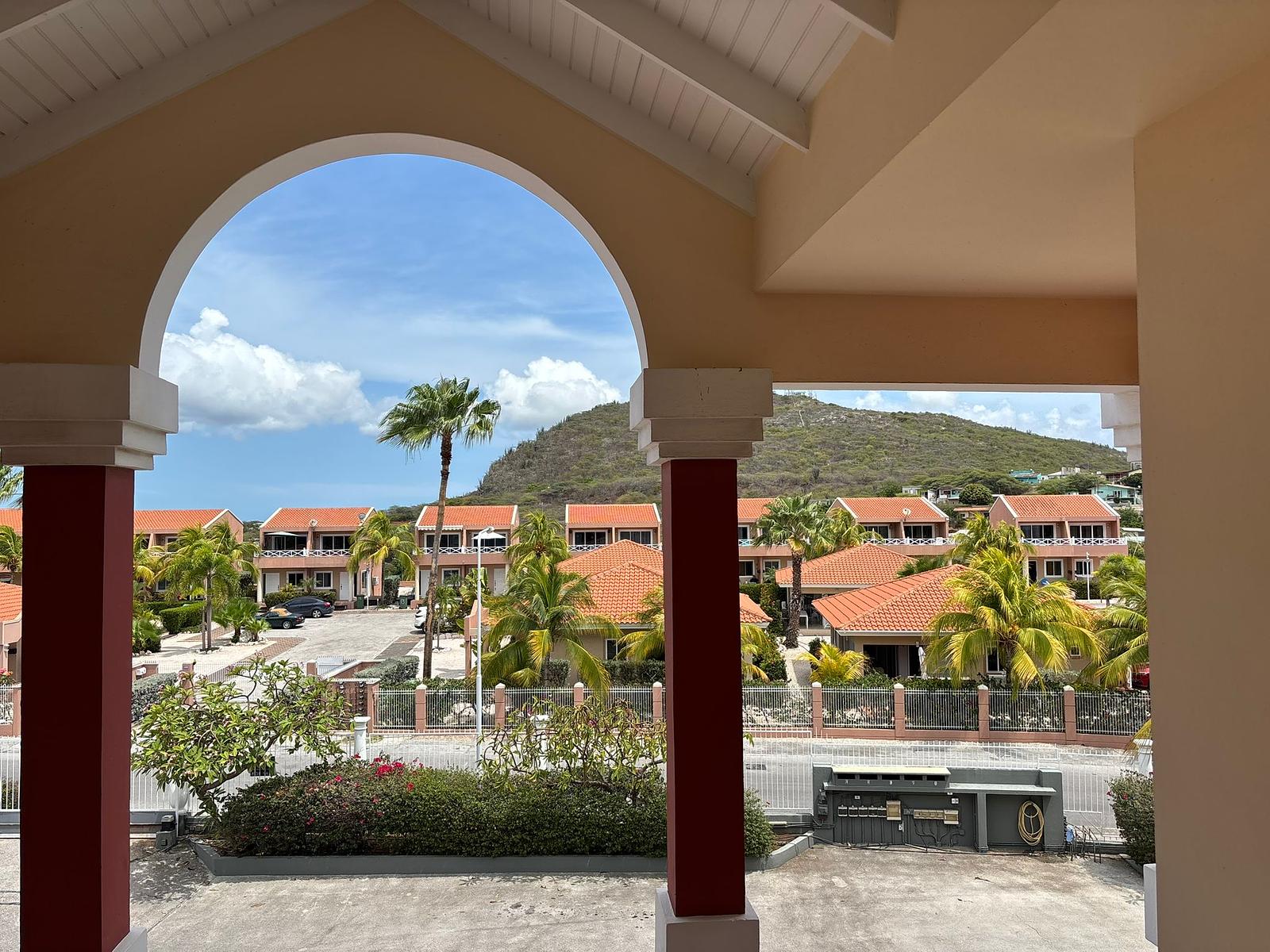 La Vista Penthouse 