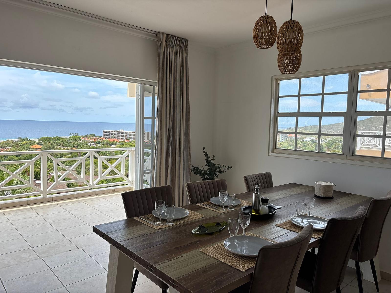 La Vista Penthouse 