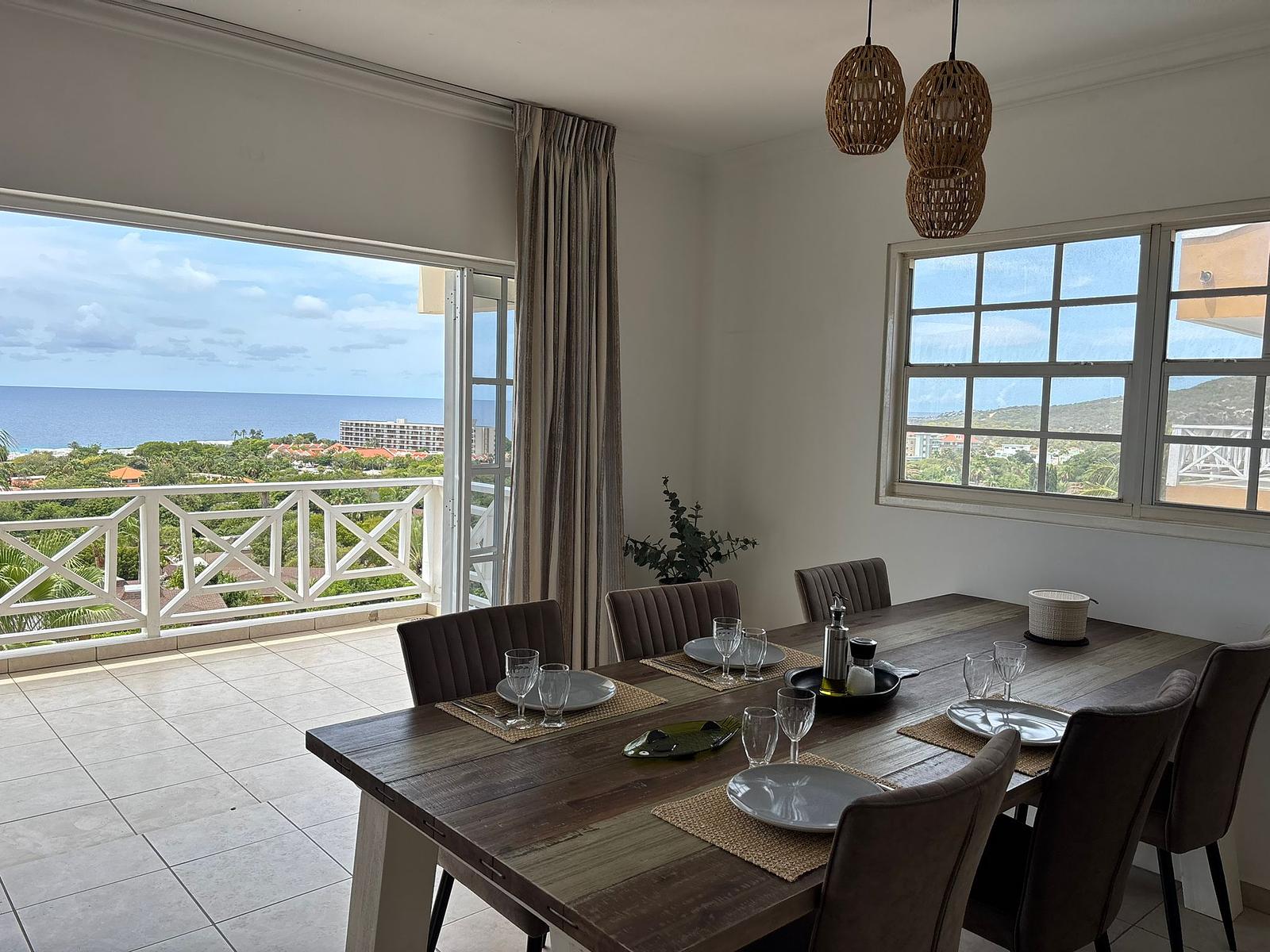 La Vista Penthouse 