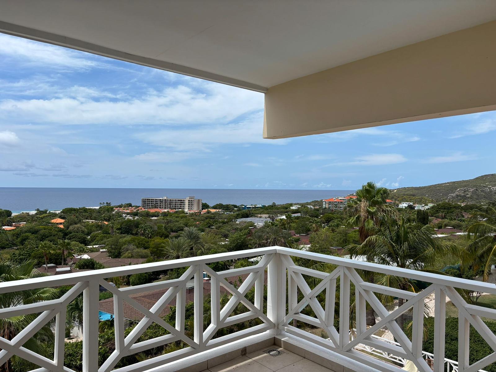 La Vista Penthouse 
