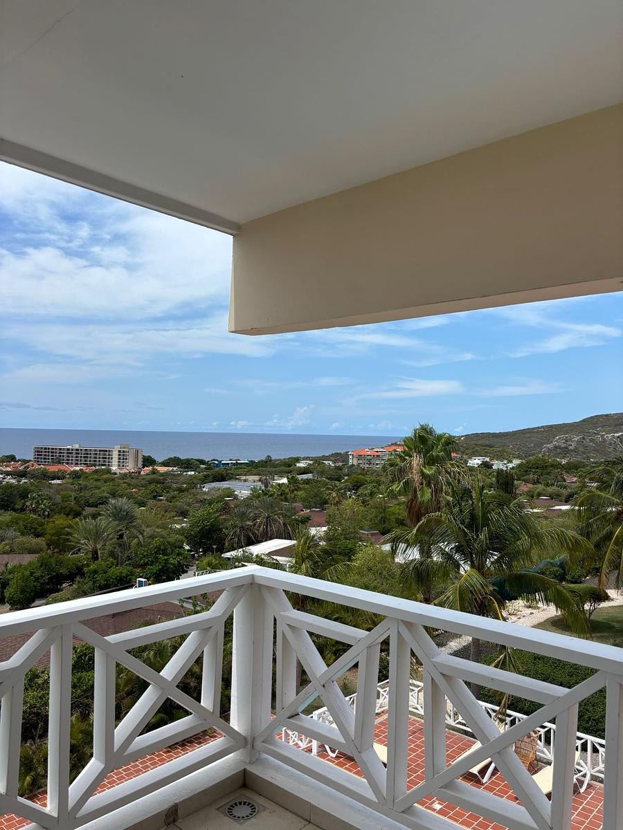 La Vista Penthouse 