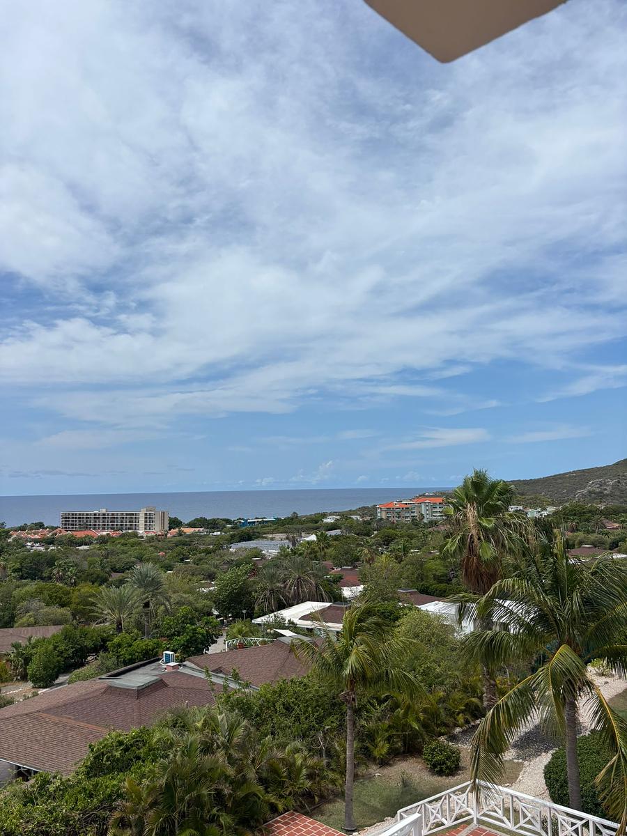 La Vista Penthouse 