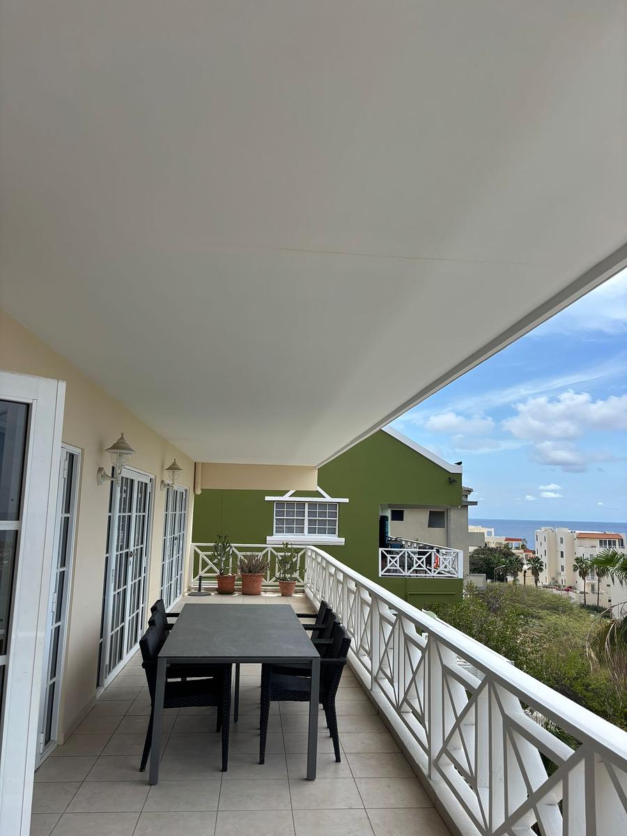 La Vista Penthouse 