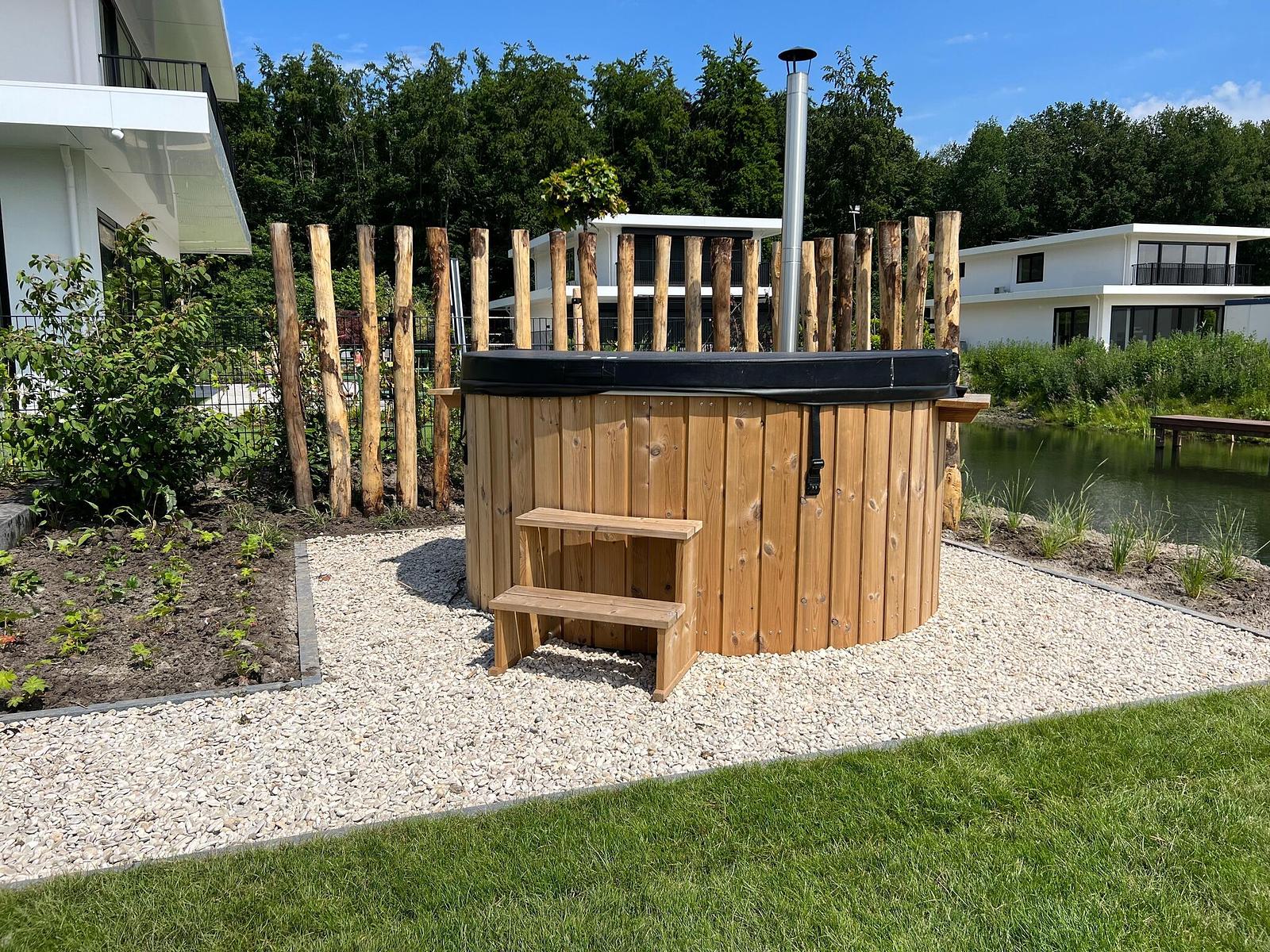 Bloem Nr. 591 | 8 Pers. Hottub