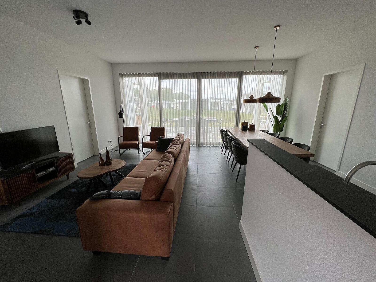 Bloem Nr. 591 | 8 Pers. Hottub