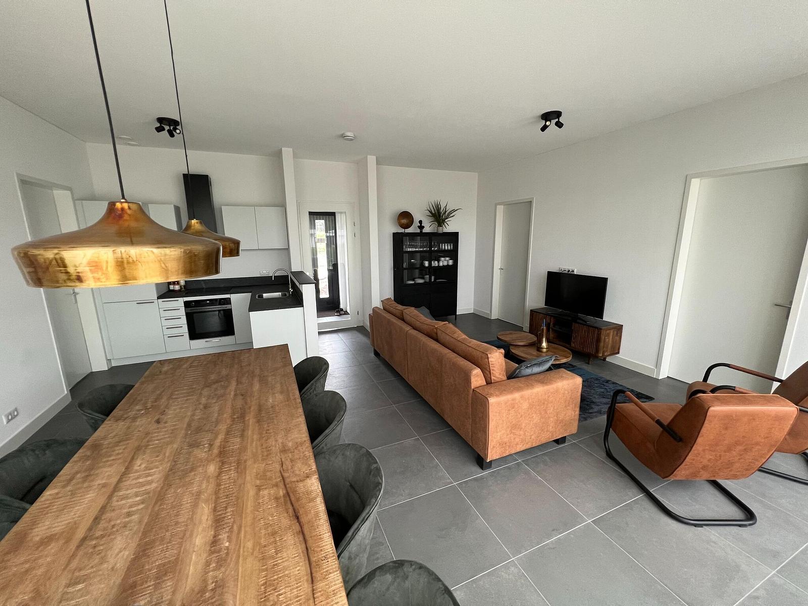 Bloem Nr. 591 | 8 Pers. Hottub