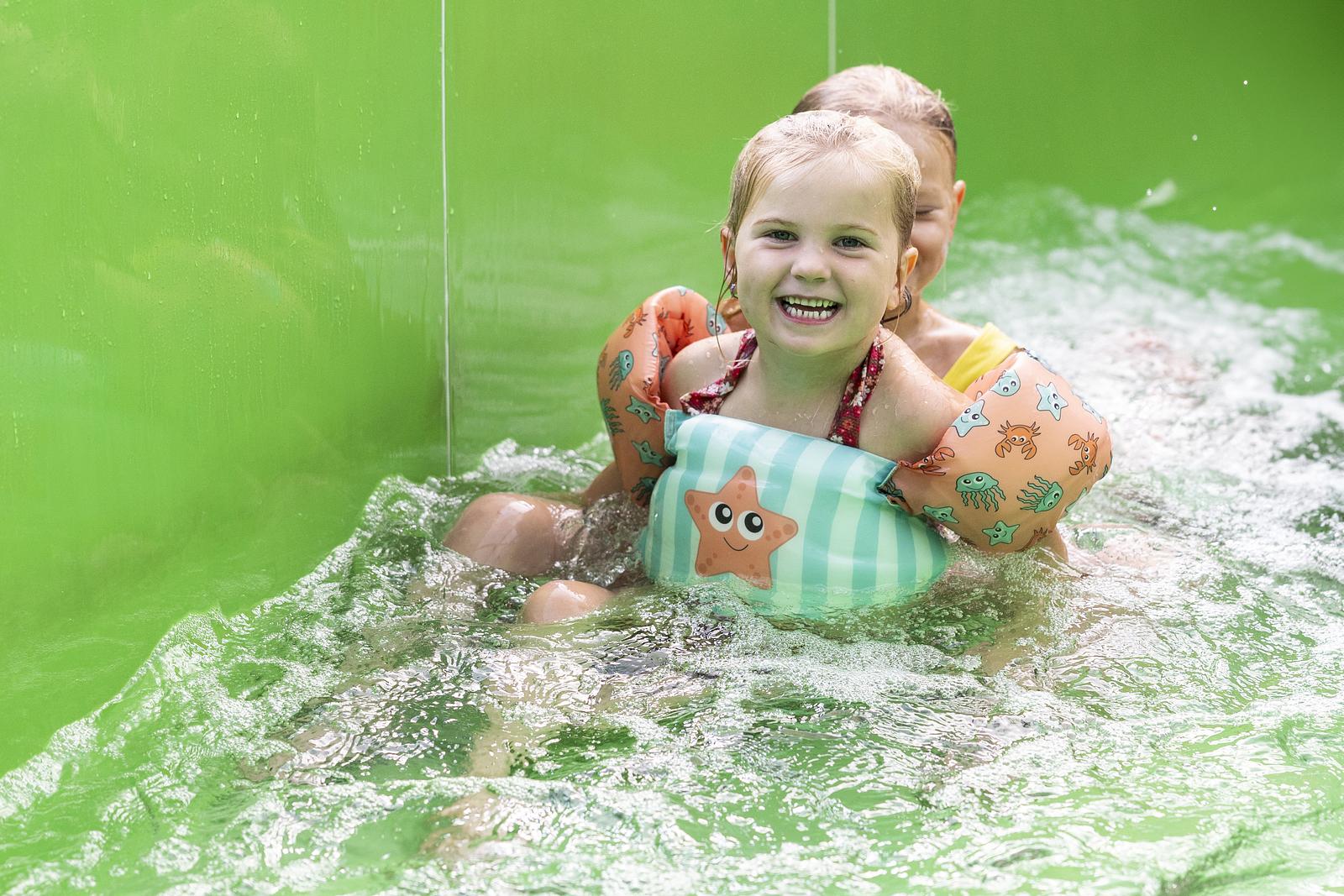 Kampeerplaats met privé sanitair de luxe