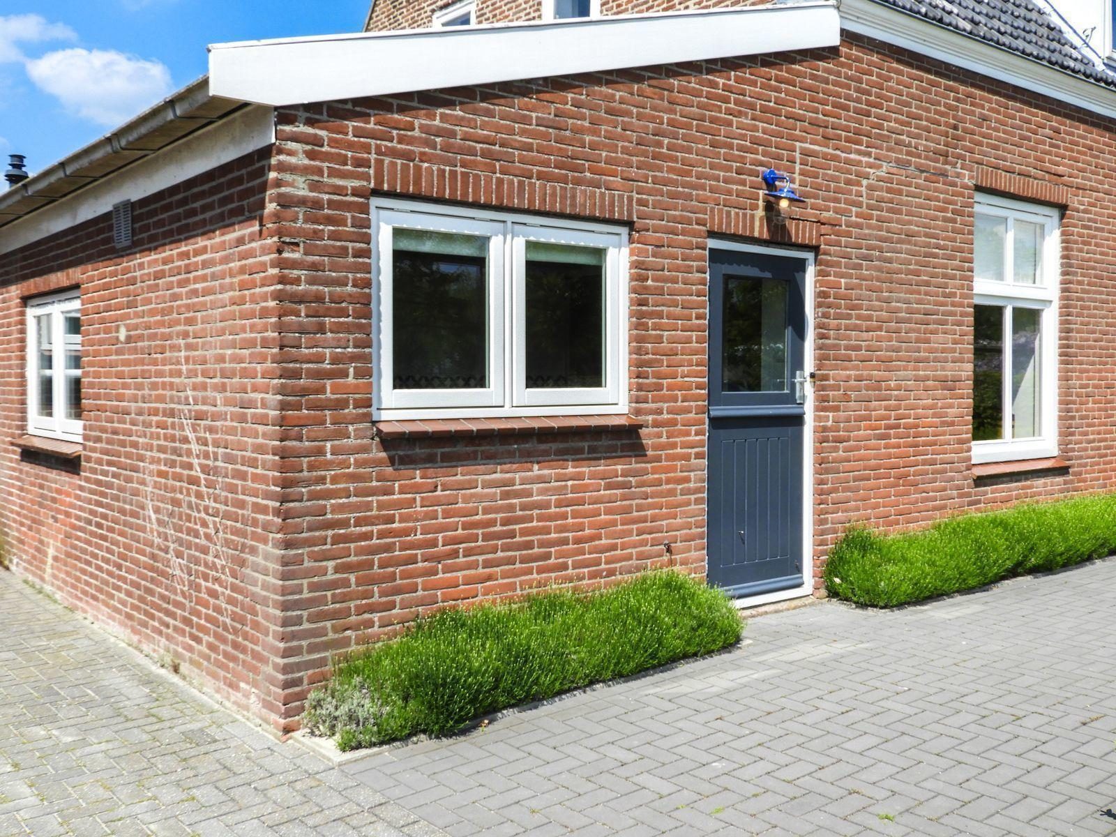 VZ703 Holiday Home Serooskerke
