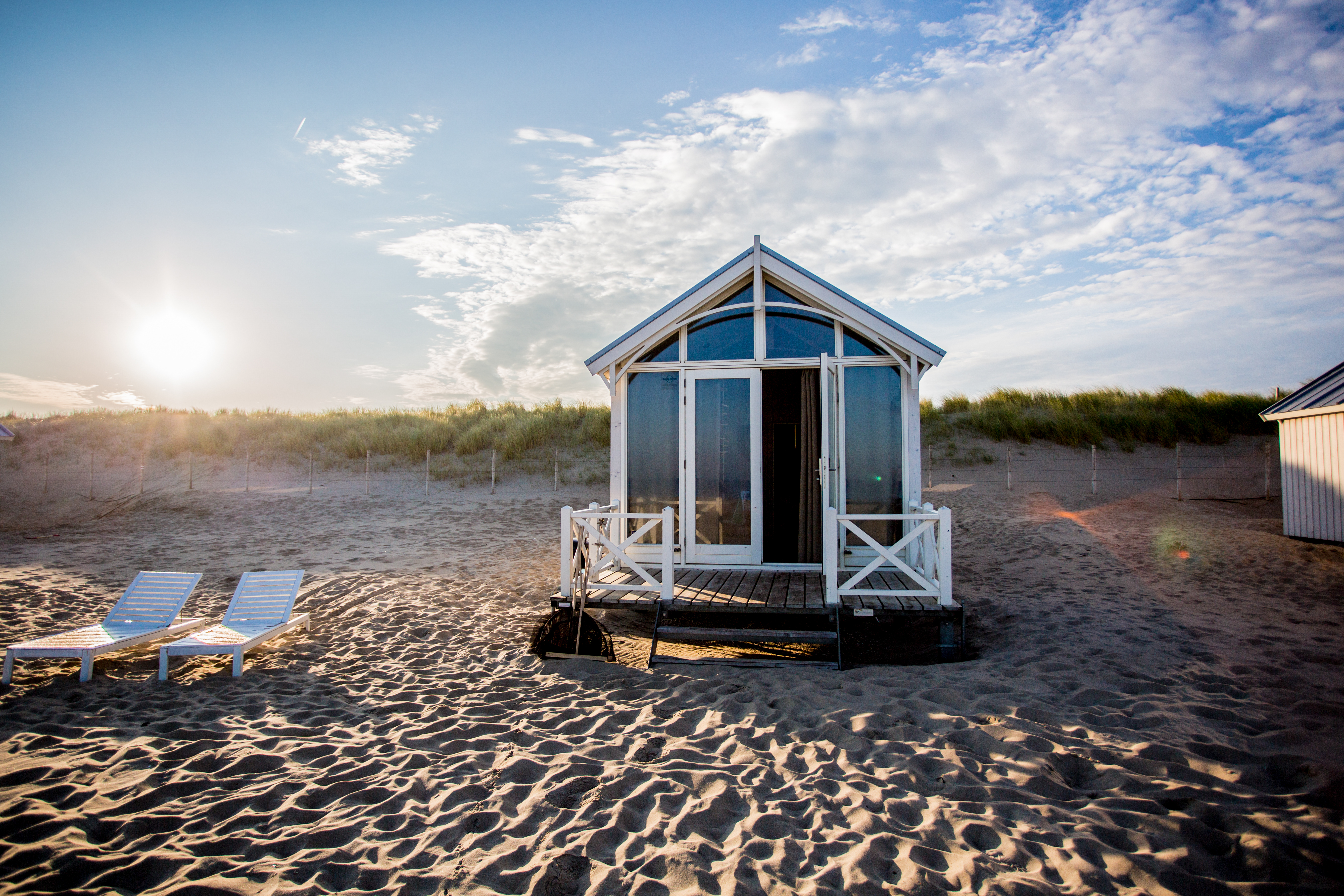 Möchten Sie am Strand aufwachen und den Sonnenuntergang über dem Meer genießen? Mit den Kindern am Strand entlangspazieren und nach Garnelen und Krabben suchen? Von März bis Ende Oktober können S..
