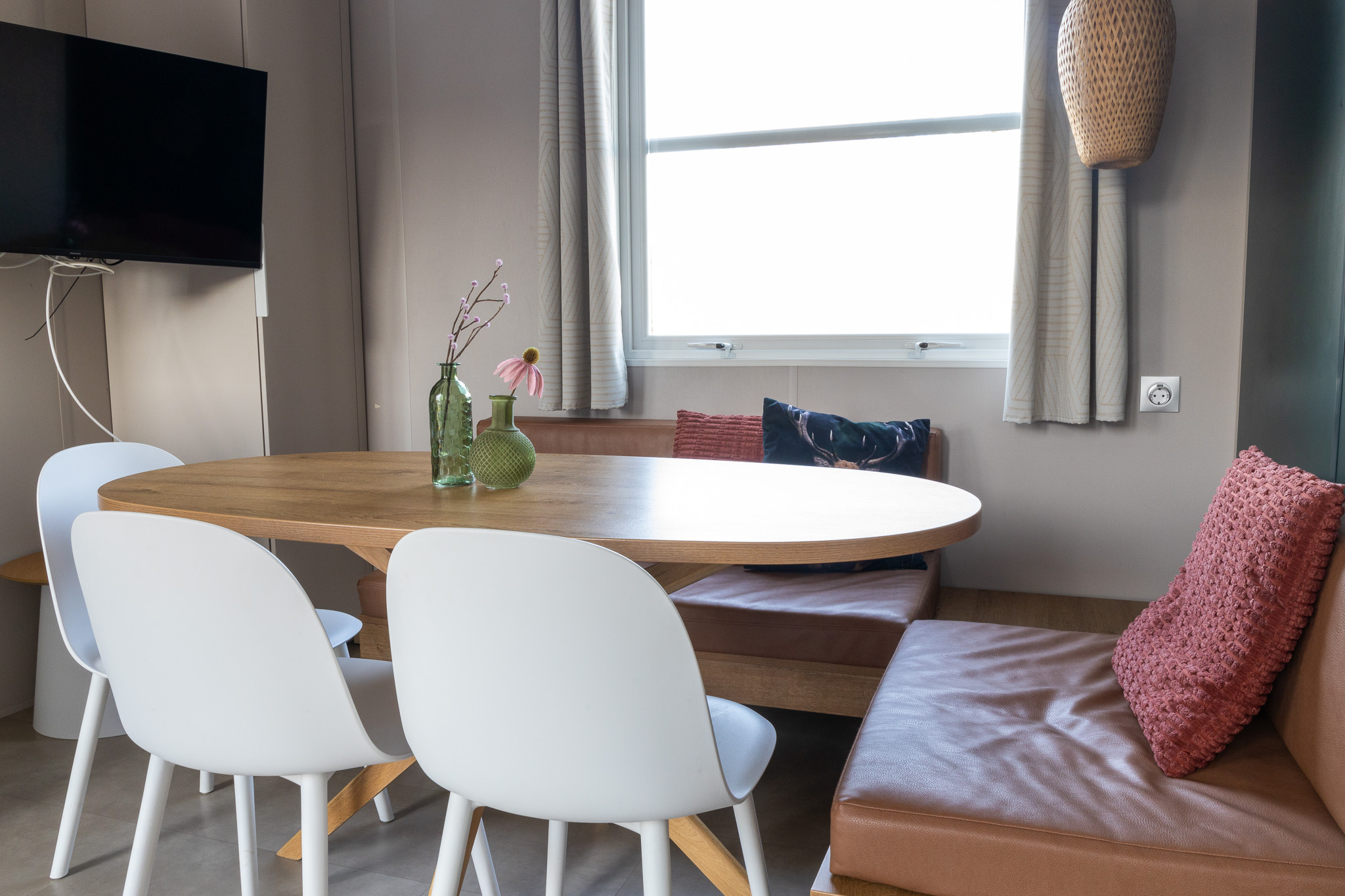 24-person-family-lodge