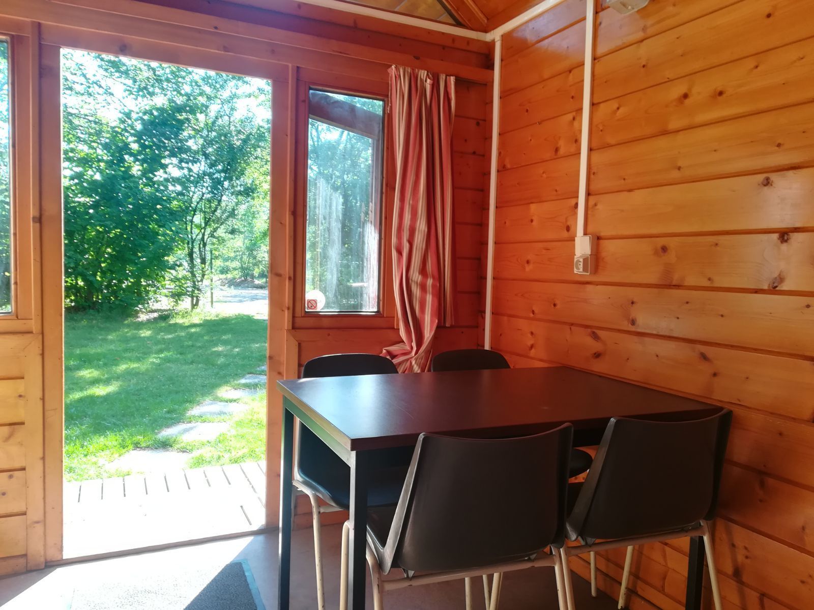 Cabane de randonneur pour quatre personnes