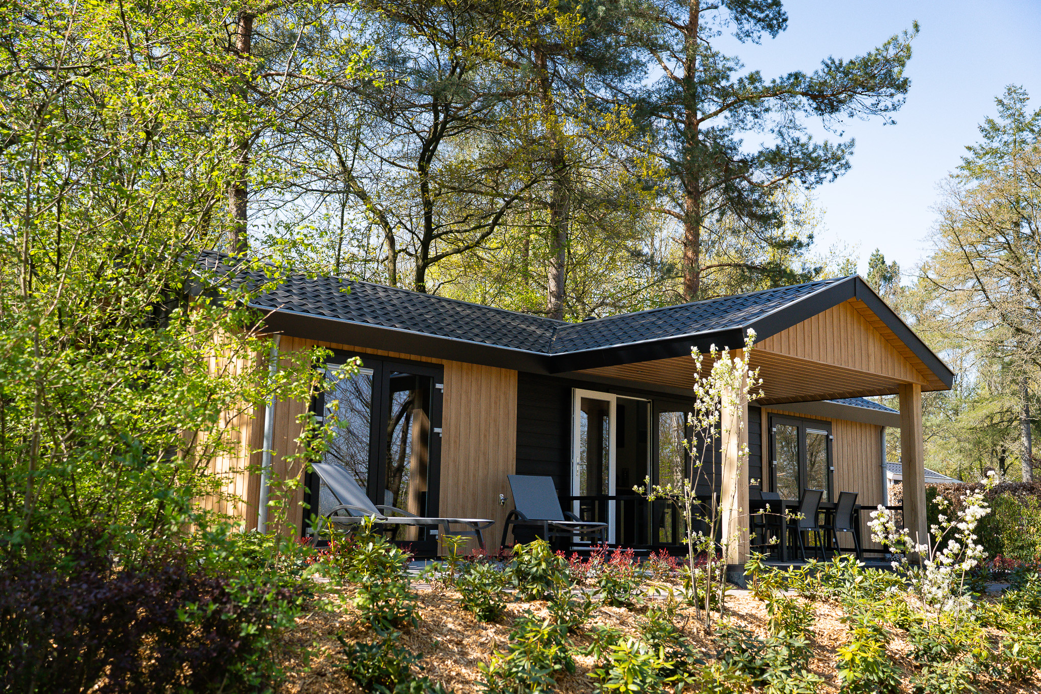 Das luxuriöse 4-Personen-Cottage Hot Tub mit Hottub bietet Ruhe, Natur und Komfort im Herzen des Utrechtse Heuvelrugs.