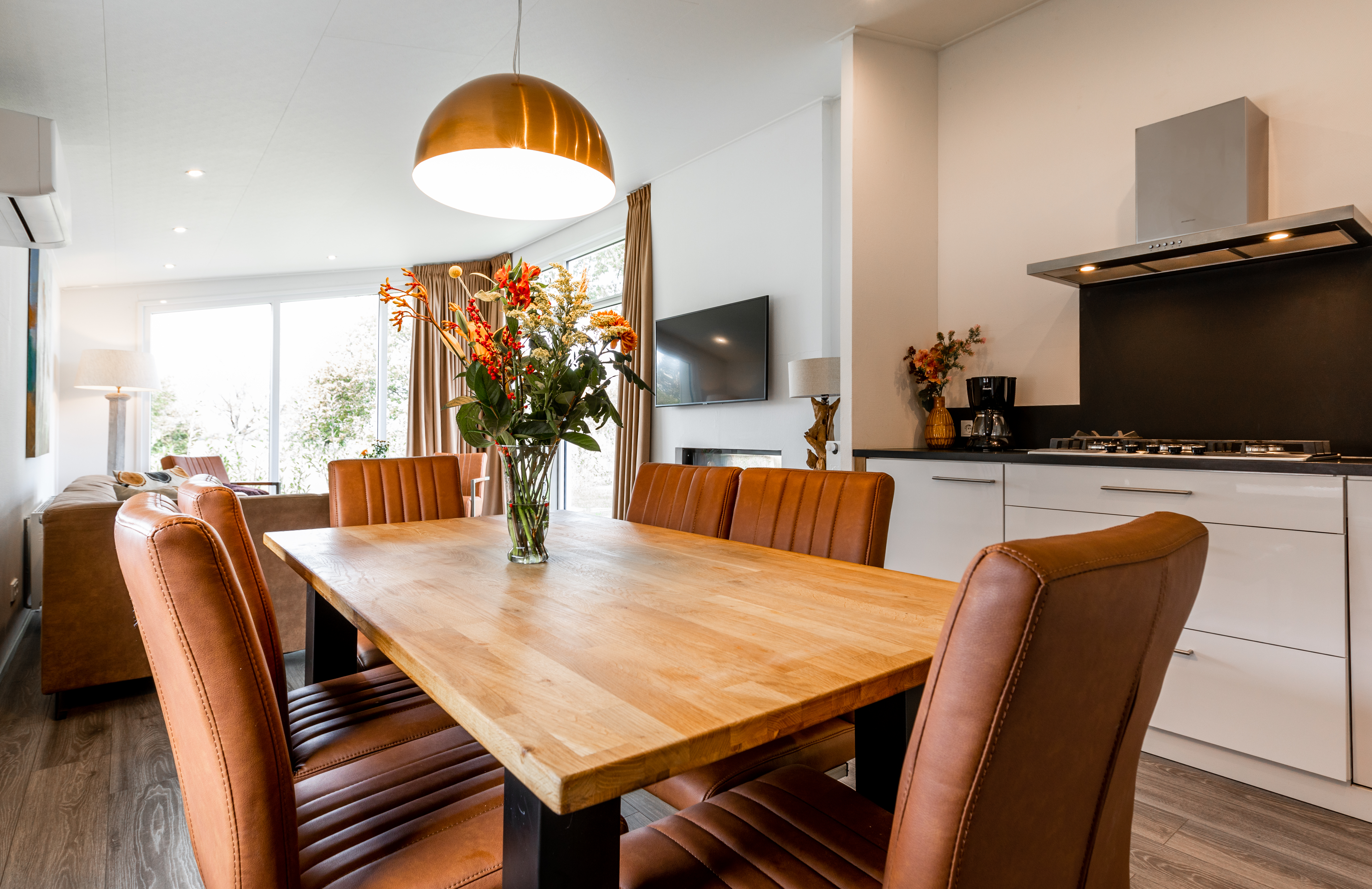 ravenbosch-fireplace-garden-shed