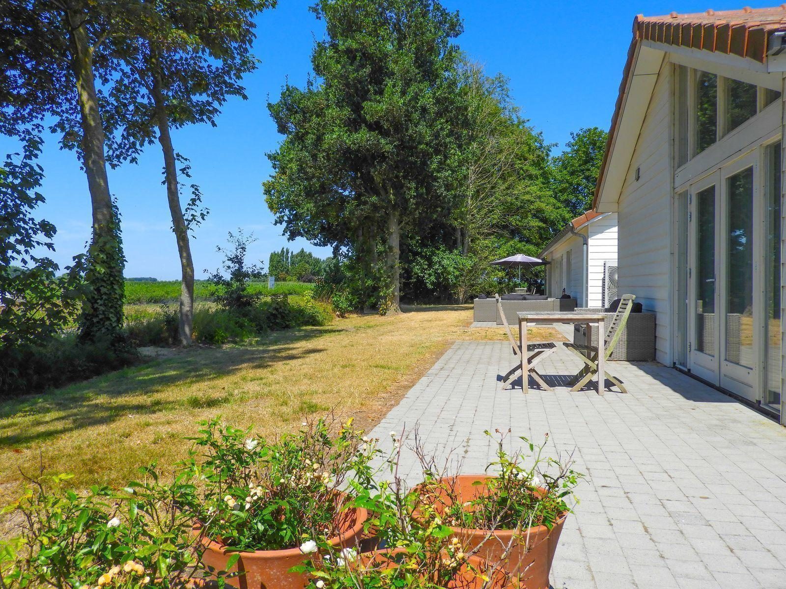 VZ204 Holiday home Sluis