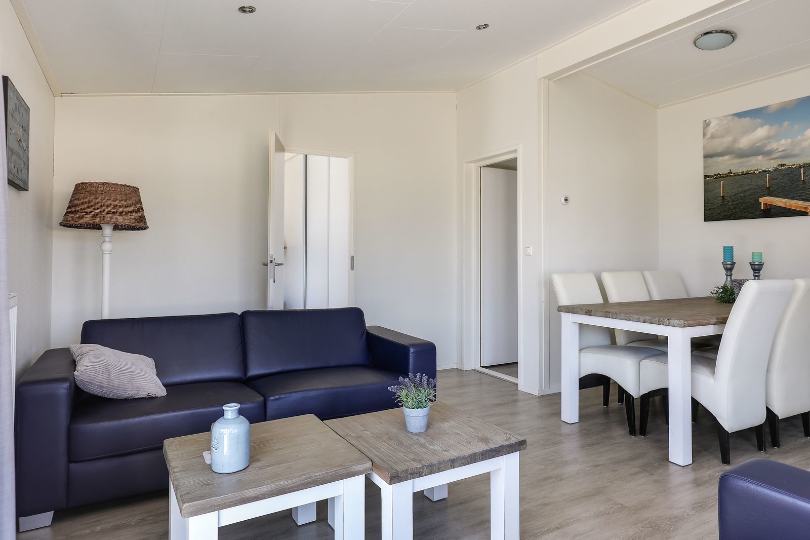Beach house: 6 persons, 3 bedrooms