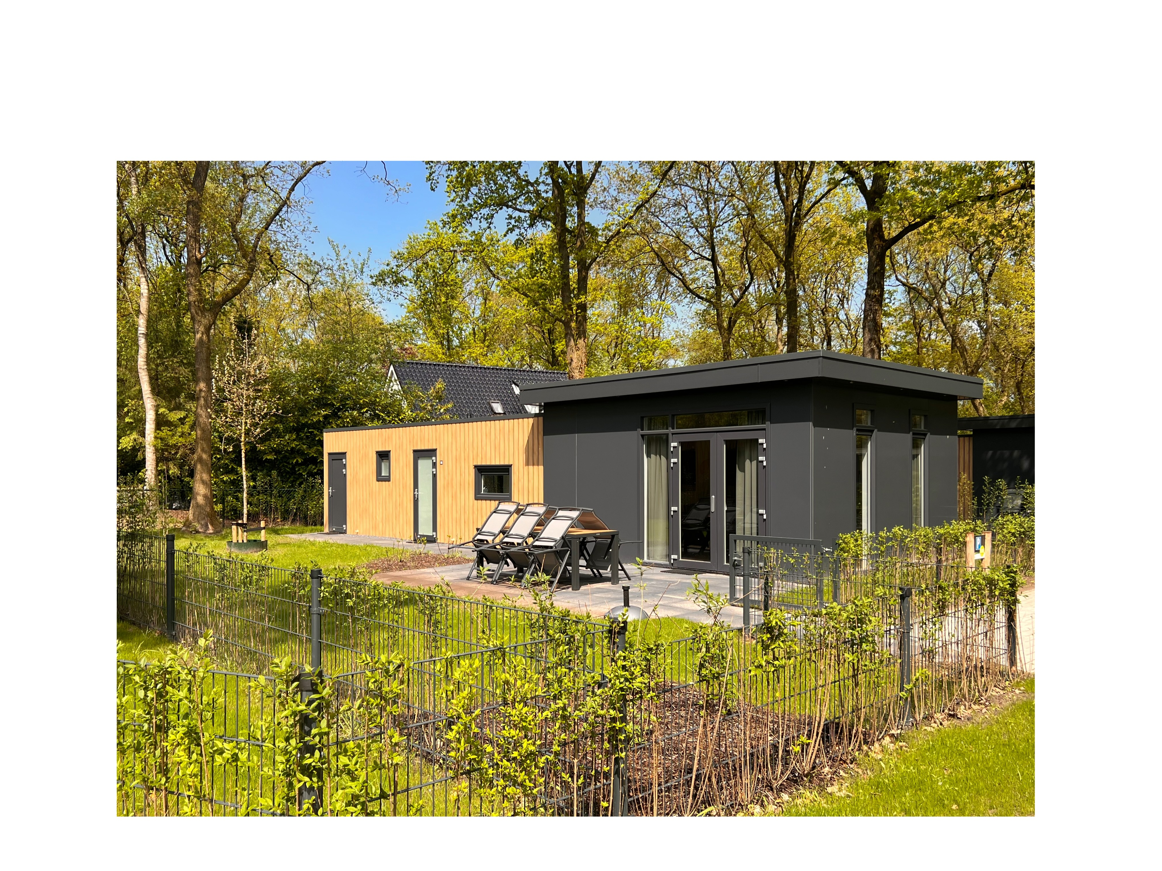 Vakantiehuis met omheinde tuin in Zorgvlied (Nederland) 3 honden zijn welkom