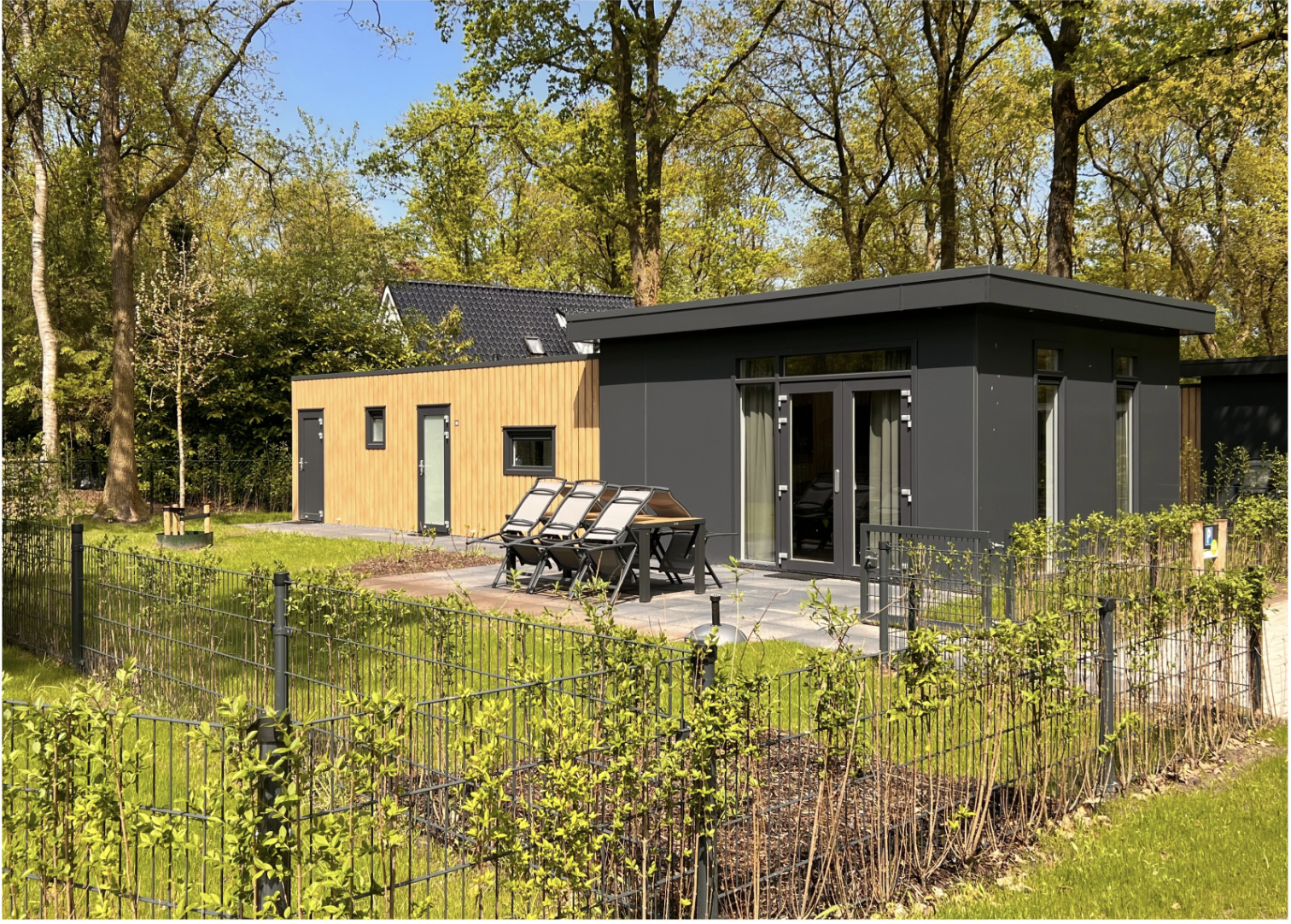 Vakantiehuis met omheinde tuin in Zorgvlied (Nederland) 3 honden zijn welkom