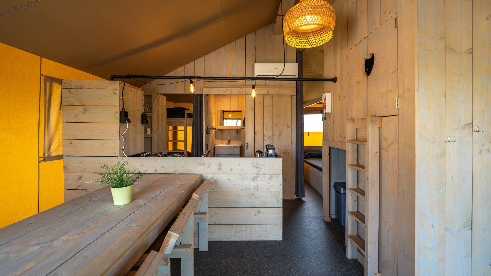 Vakantiepark De Molenhoek | Villatent Cottage | 6 Pers.