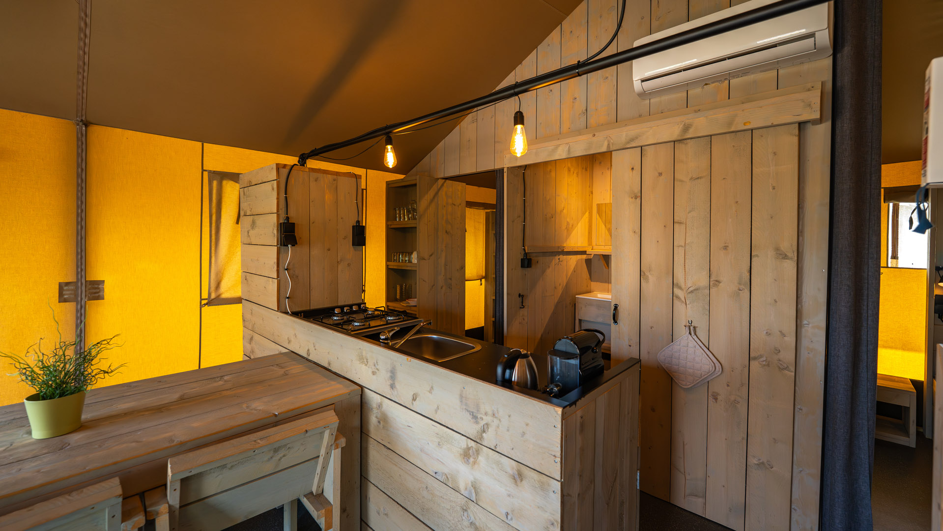 Vakantiepark De Molenhoek | Villatent Cottage | 6 Pers.