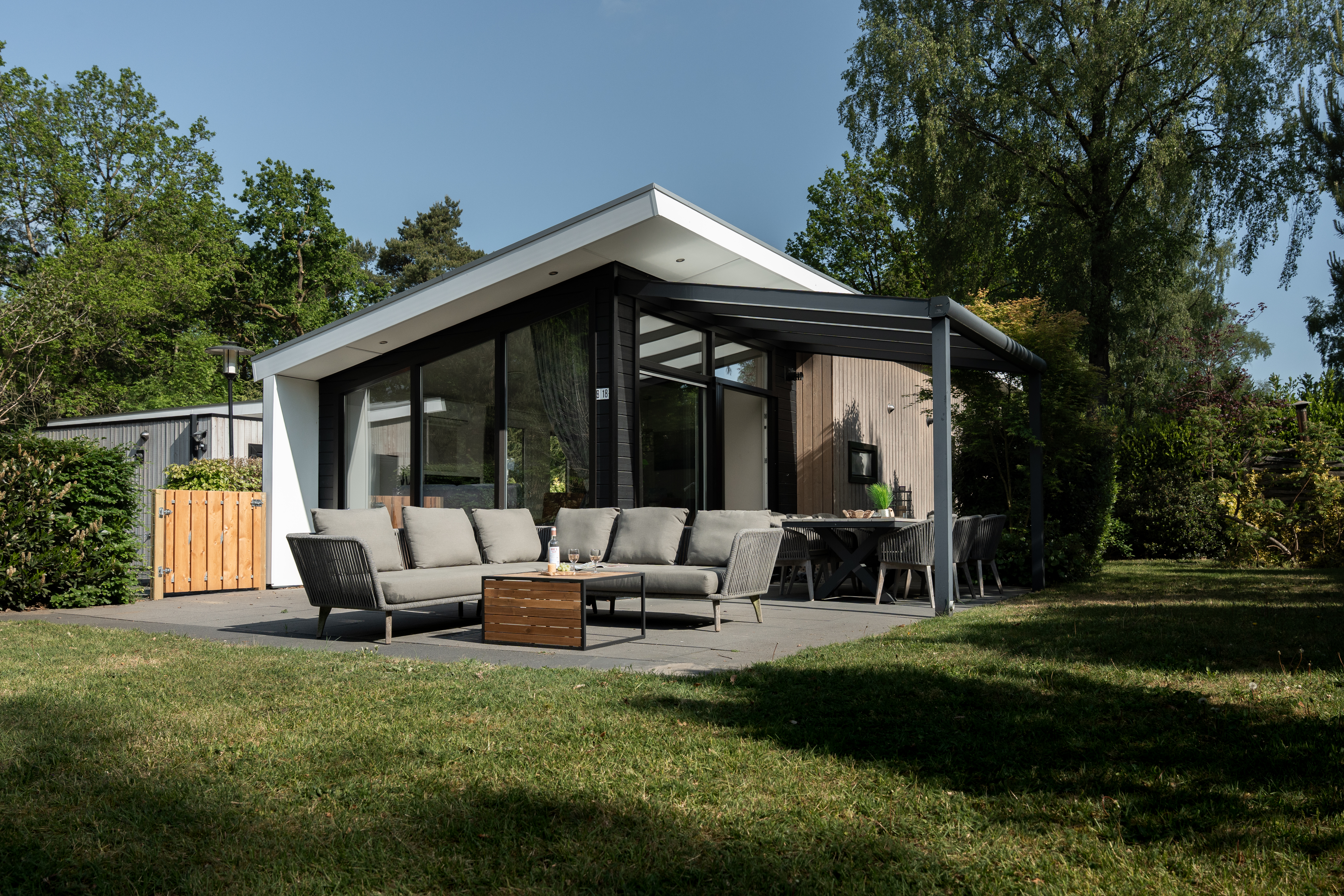 Ferienhaus mit umzäuntem Garten in Wekerom (Niederlande) und 2 Hunde erlaubt