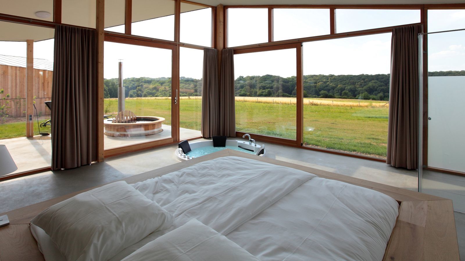 Landgoed St. Geertruid - Natuurloft®  Water met hottub en bubbelbad