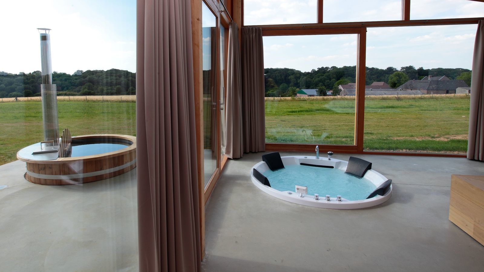 Landgoed St. Geertruid - Natuurloft®  Water met hottub en bubbelbad