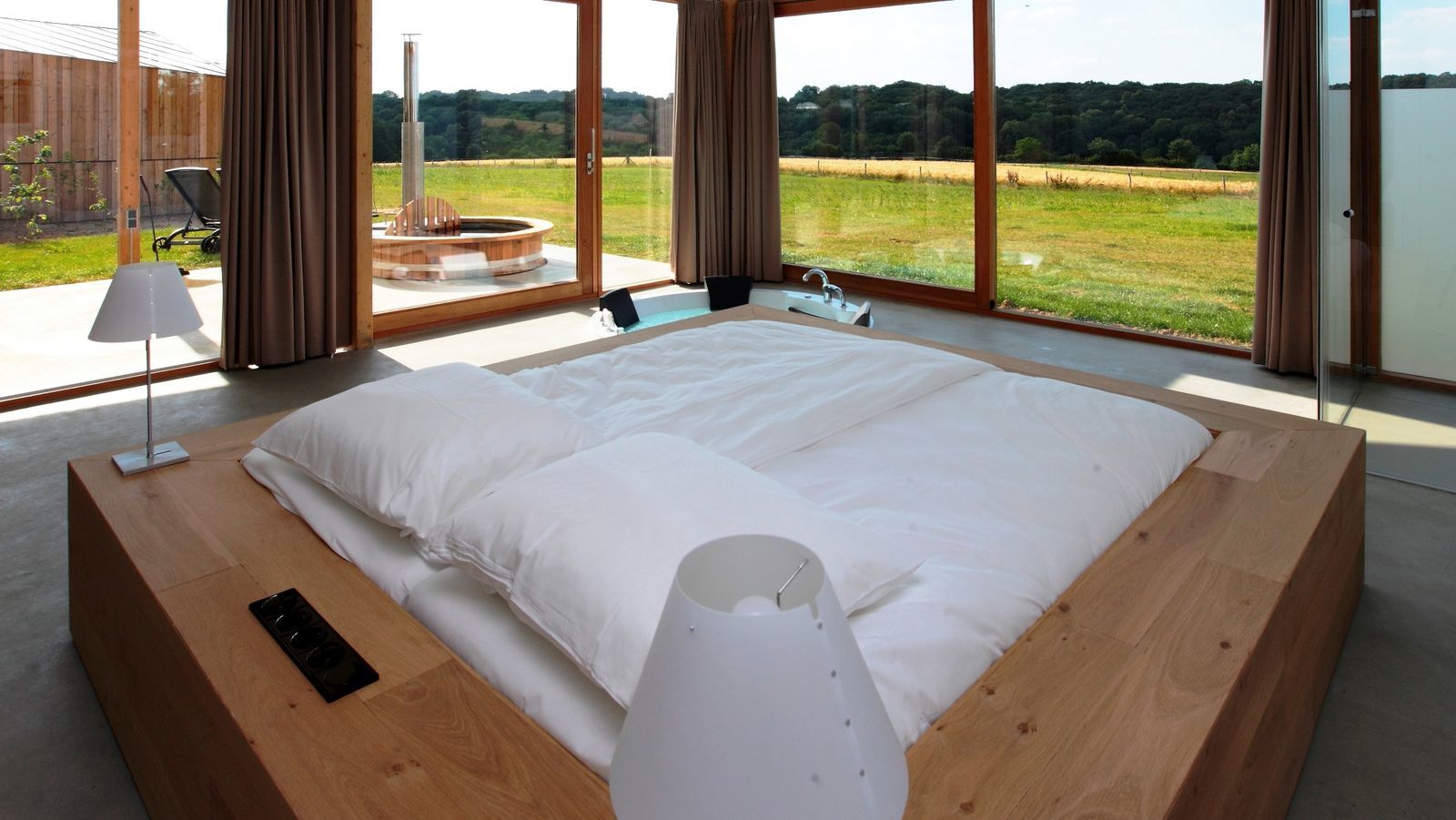 Landgoed St. Geertruid - Natuurloft®  Water met hottub en bubbelbad