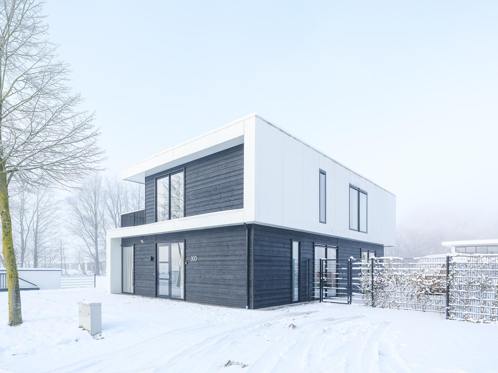 Maan Nr. 300 | 10 Pers. Hottub & Sauna