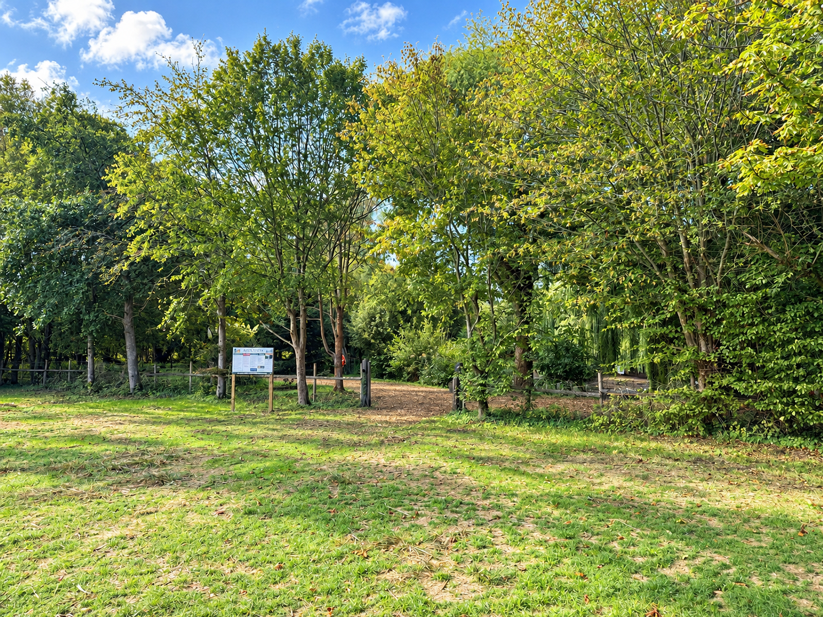Riverside Retreat Pitches 252 to 261