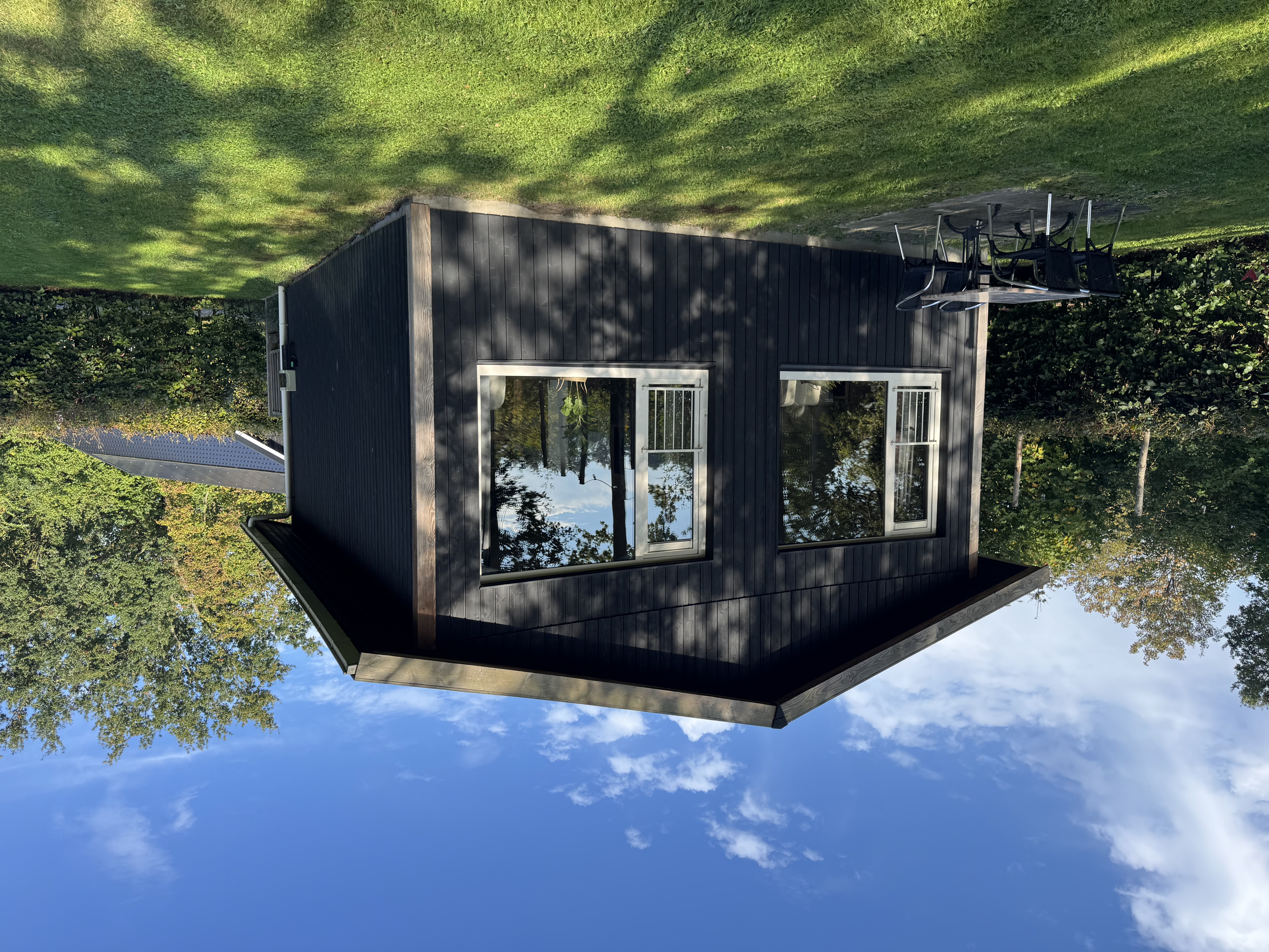 Samen weg van alles in een compleet vrijstaande Tiny house aan de Drentse bosrand in Gasselte.