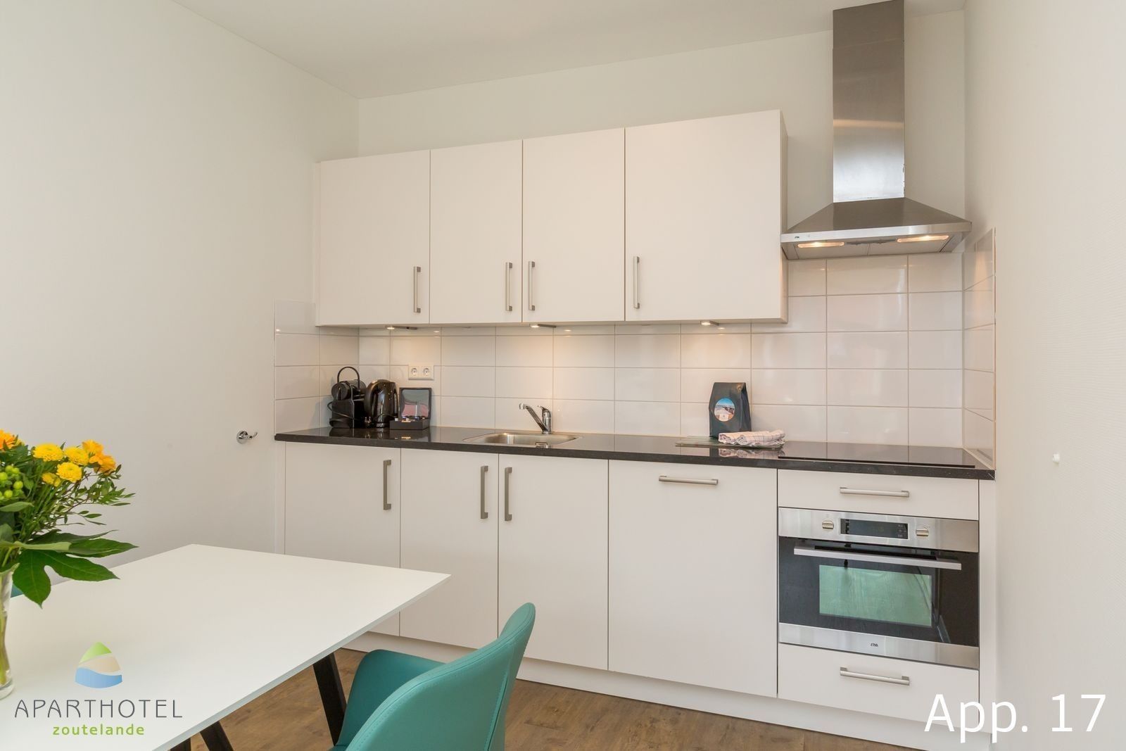 Luxury 4-person apartment 