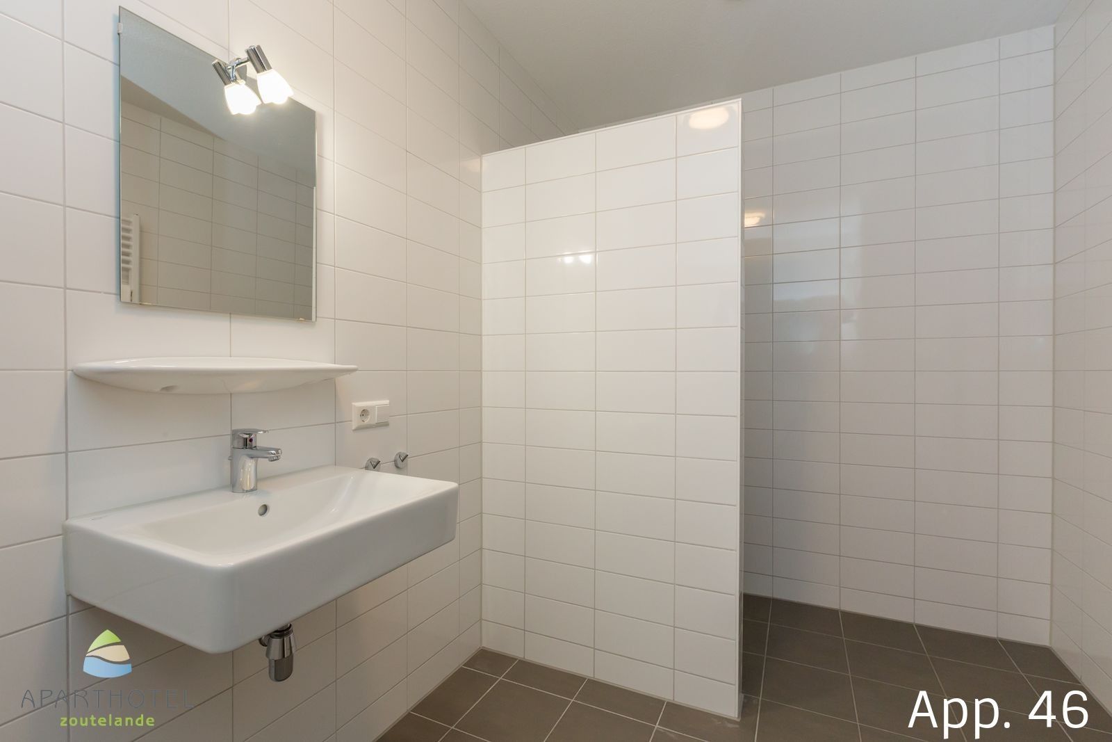 Luxury 4-person apartment 