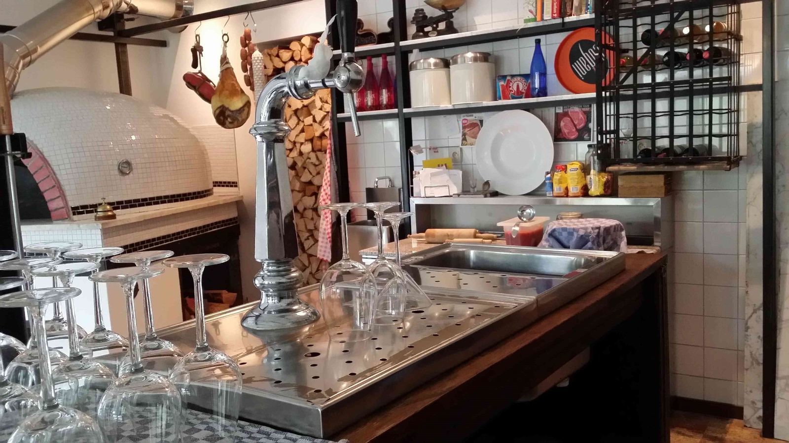Vakantiehuis la Source de Bru - groepshuis met pizzaoven